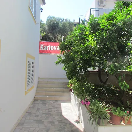 Family-friendly With Swimming Pool Trpanj, Peljesac - 15603 * Трпань