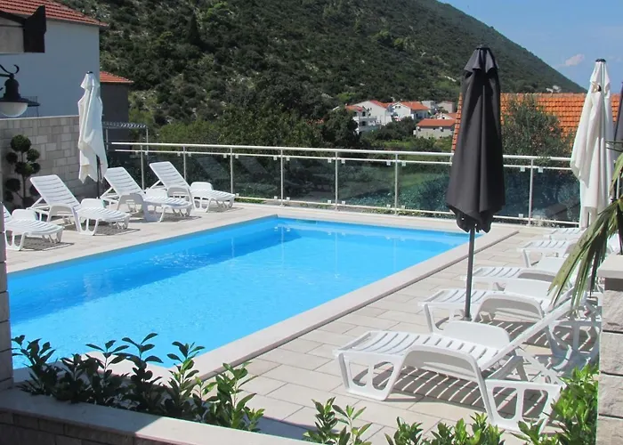 Family-friendly With Swimming Pool Trpanj, Peljesac - 15603 *